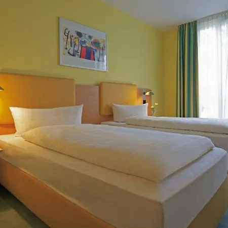 Tribe 4* Düsseldorf