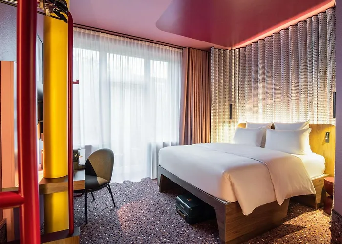 Hotel Tribe