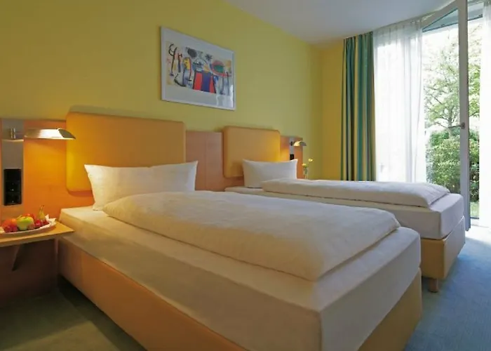 Tribe 4* Dusseldorf
