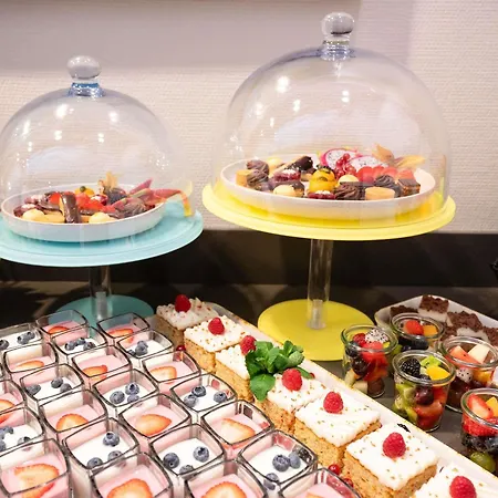 Intercityhotel Hotel 4*