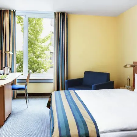 Tribe Hotel 4*