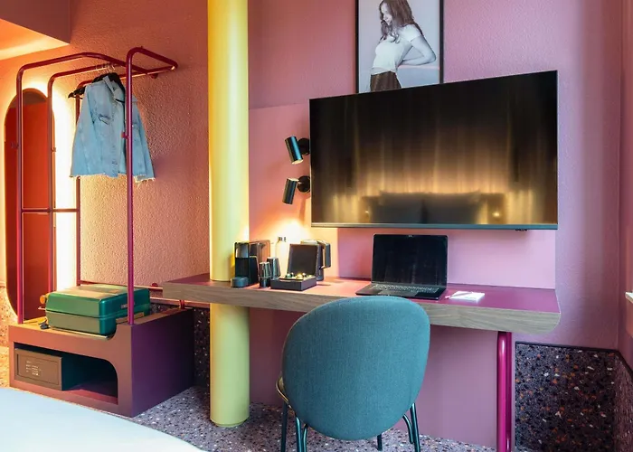 Tribe Dusseldorf