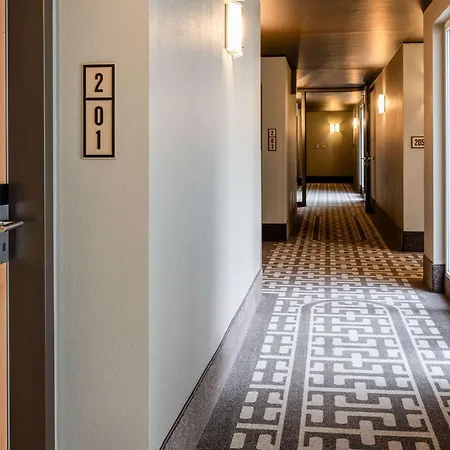 Intercityhotel Hotel