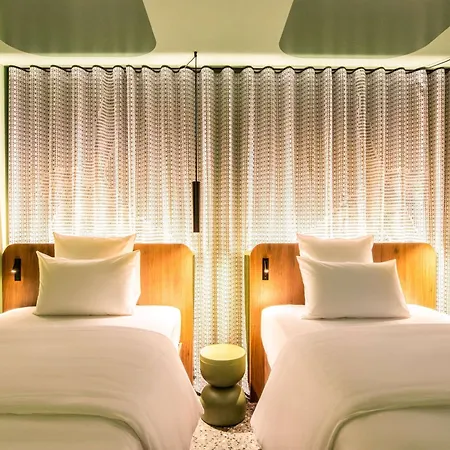 Intercityhotel Hotel 4*